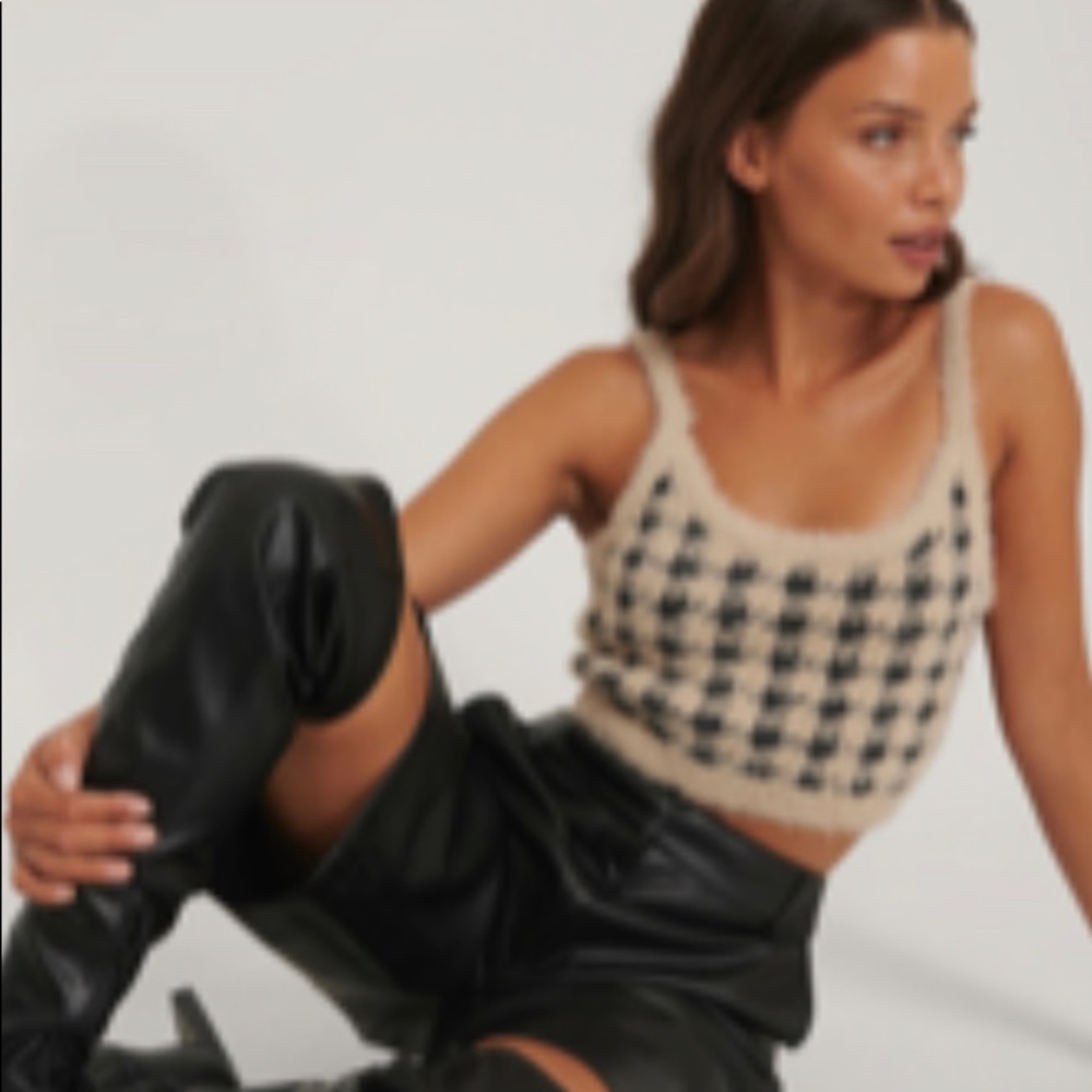 NA-KD Trend Checked Knit Cropped Tank and Sweater